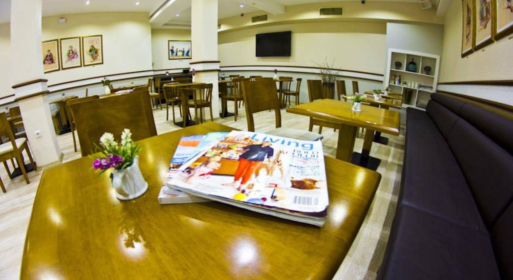 Ilkay Hotel Istanbul Ngoại thất bức ảnh